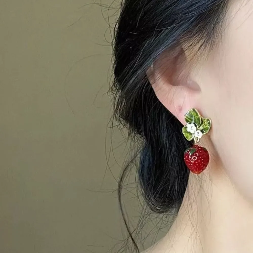 Anthropologie bohemian strawberry